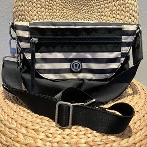 LULULEMON Festival Bag